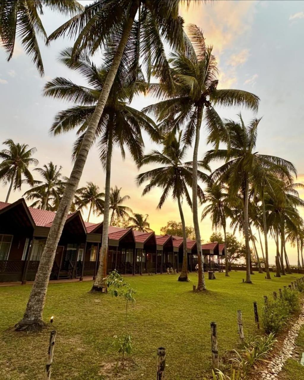 Borneo Beach & Mangrove Resort Tuaran Kültér fotó