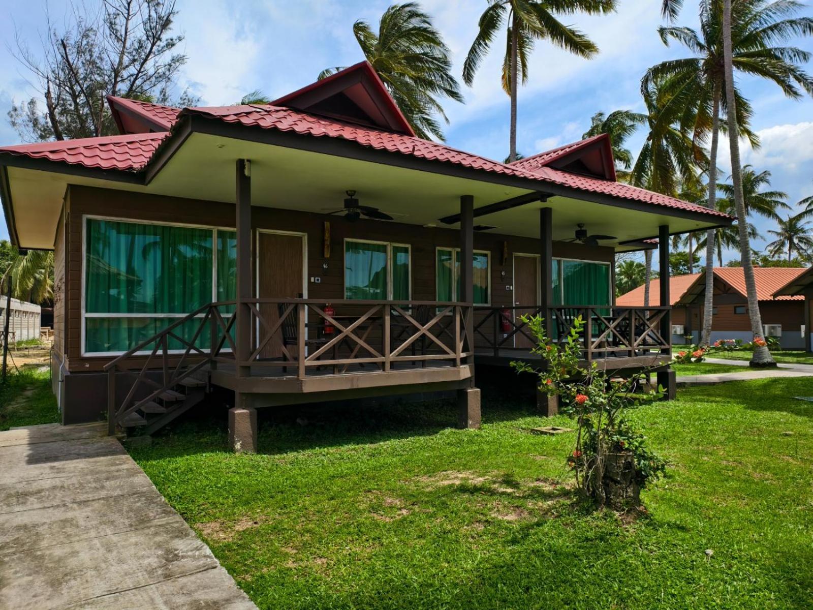 Borneo Beach & Mangrove Resort Tuaran Kültér fotó